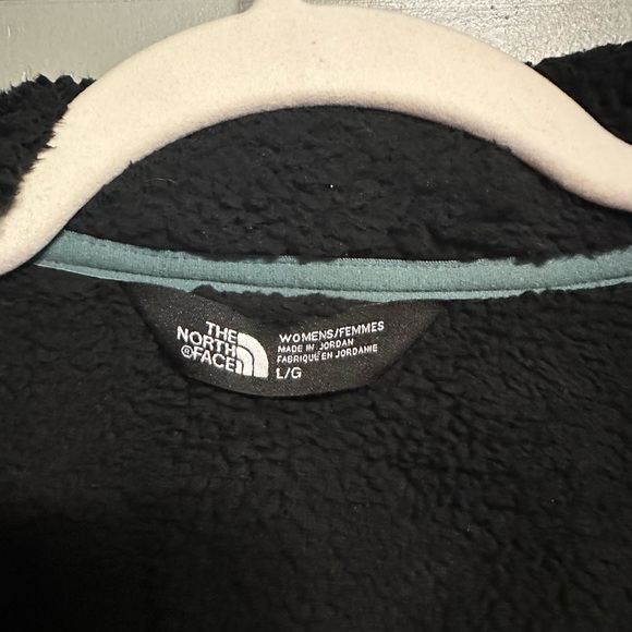 Women’s North Face Jacket - Picture 5 of 5